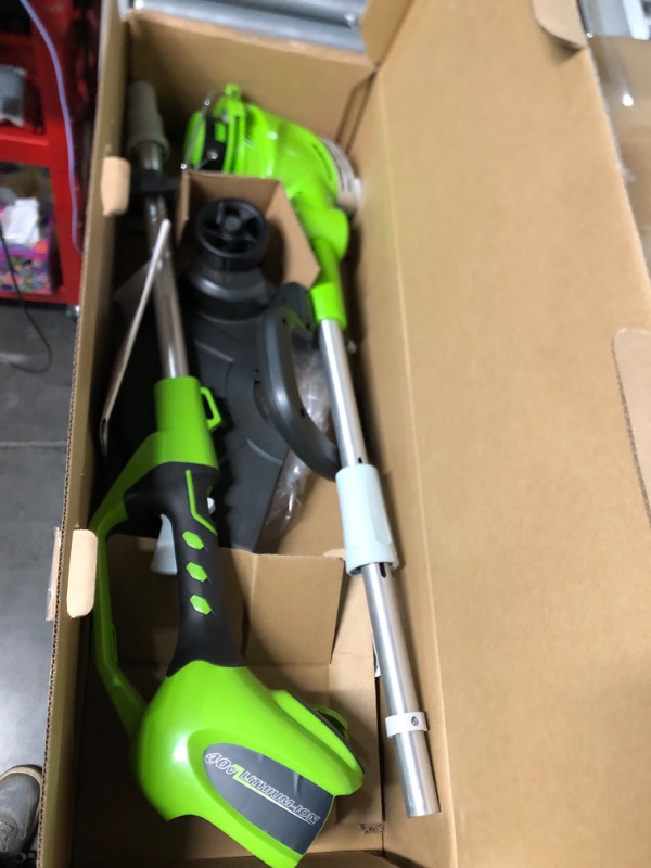 Photo 2 of ***MISSING BATTERY AND CHARGER***
Greenworks 40V 13-Inch Cordless String Trimmer / Edger (Gen 2), 2.0Ah 13" Trimmer (2.0Ah) Gen 2