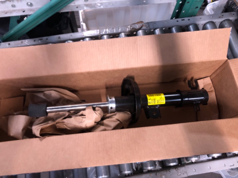 Photo 2 of ACDelco GM Original Equipment 42478301 Front Passenger Side Suspension Strut Assembly