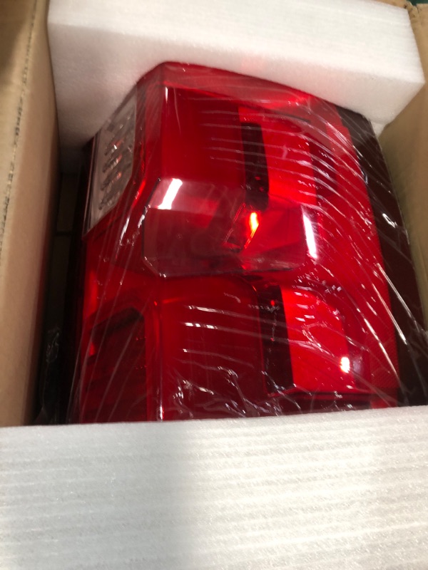 Photo 2 of Tail Light Assembly Compatible with Chevrolet Silverado 1500/GMC Sierra 1500 2016 2017 2018 LED Rear Lamp 84288718 Driver Side (Left)