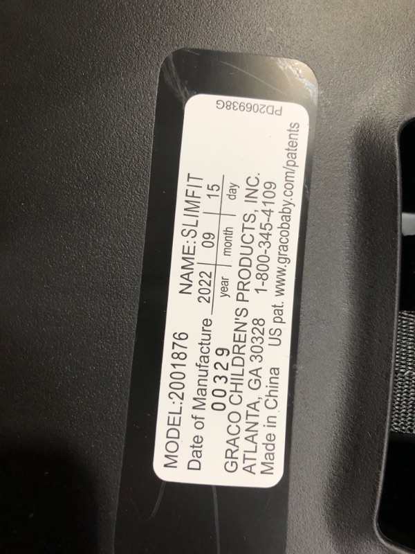 Photo 3 of ***USED - MANUFACTURED ON SEP 15 2022***
Graco SlimFit 3 in 1 Car Seat -Slim & Comfy Design Saves Space in Your Back Seat, Darcie, One Size SlimFit Darcie