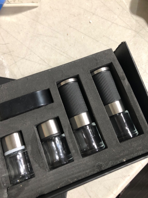 Photo 1 of (see all images) VEVOK CHEF Mini Salt and Pepper Grinder set with 2 Small Salt and Pepper Shakers 