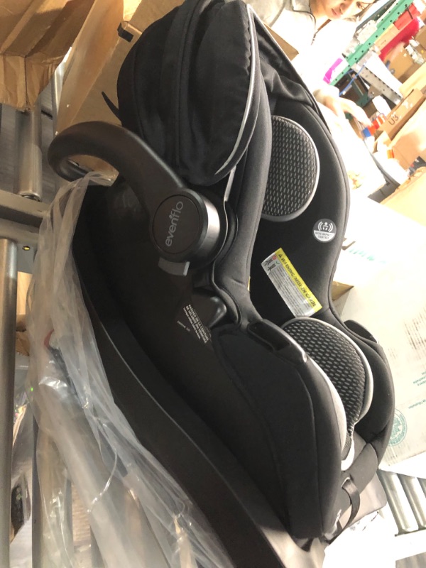 Photo 5 of Evenflo LiteMax DLX Infant Car Seat Freeflow - Olympus