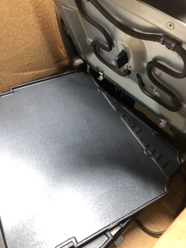 Photo 1 of ***USED - DOESN'T POWER ON - UNABLE TO TROUBLESHOOT***
Chefman 5-in-1 Digital Panini Press Grill Sandwich Maker and Griddle Grill Combo with Removable, Reversible Dishwasher-Safe Grilling Plates, Opens 180° for Indoor BBQ /Flat Top Grill, Stainless steel