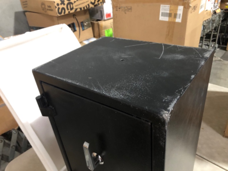 Photo 8 of ***DAMAGED - NOT FUNCTIONAL - SEE COMMENTS***
Amazon Basics Fire Resistant Security Safe with Programmable Electronic Keypad - 2.1 Cubic Feet, 16.93 x 25.98 x 13.8 inches 2.1 Cubic Feet Keypad Lock + Fire Resistant