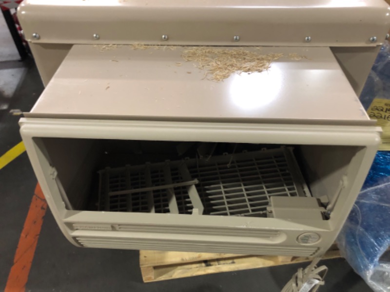 Photo 1 of **FOR PARTS NO REFUNDS**Champion Cooler Rwc35 2-Speed Window Evaporative Cooler, 3300 Cfm