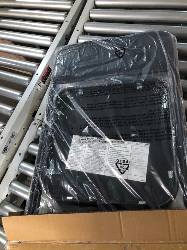 Photo 1 of KAIHAOWIN Folding Chair with Ultra Thick Padded Seat Foldable Chair Indoor Comfortable Metal Chairs with Soft Cushion Black Black X 1