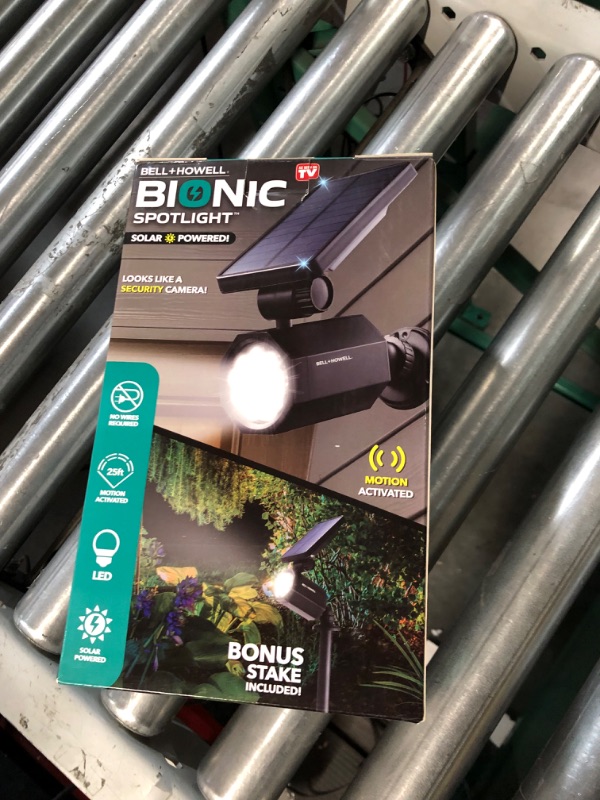 Photo 3 of *SOLAR PANEL IS BROKEN* Bell+Howell Bionic Spotlight Original LED Solar Outdoor Lights with Motion Sensor. Black