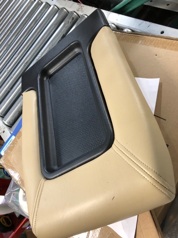 Photo 2 of G-PLUS Center Console Lid Replacement for 1999-2007 Chevy Silverado Suburban Tahoe Sierra Yukon