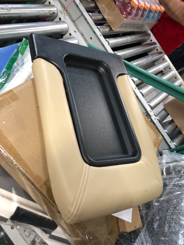 Photo 1 of G-PLUS Center Console Lid Replacement for 1999-2007 Chevy Silverado Suburban Tahoe Sierra Yukon