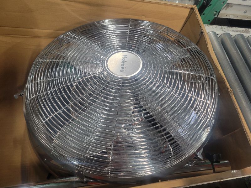 Photo 4 of (PARTS ONLY/ NO RETURNS) HOLMES 16" Chrome Digital Stand Fan, 75° Oscillation, 3 Speeds, 4 Blades, 3 Modes, Adjustable Height, 18° Head Tilt, Ideal for Home, Bedroom or Office, Remote Control Chrome 16 Inch Digital Control