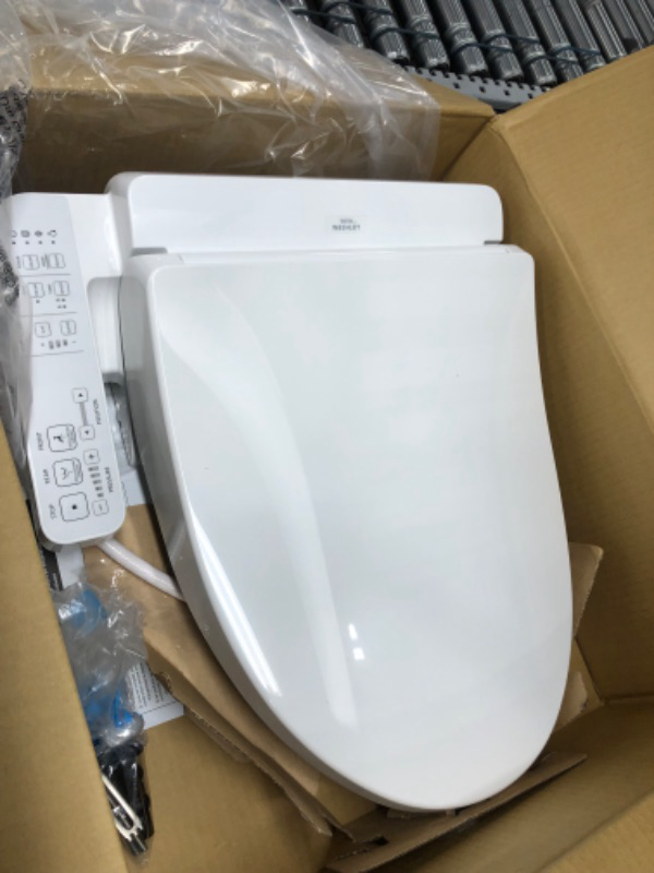 Photo 3 of * used * see all images *
TOTO WASHLET A2 Electronic Bidet Toilet Seat 