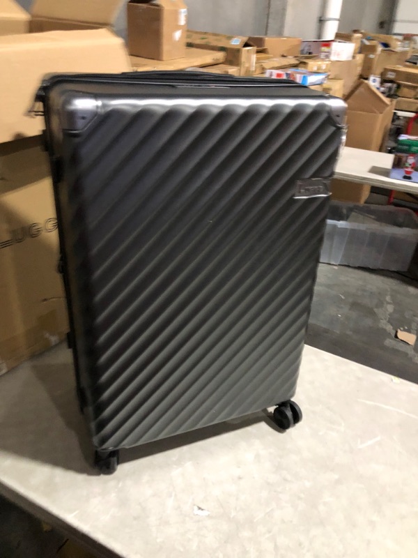 Photo 2 of ***USED - SCUFFED AND SCRAPED***
LUGGEX PC 28 Inch Luggage with Spinner Wheels - Hardside Expandable