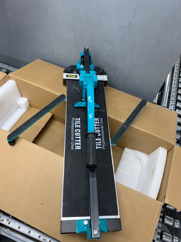 Photo 3 of VEVOR Manual Tile Cutter, 24 inch, Porcelain Ceramic Tile Cutter with Tungsten Carbide Cutting Wheel, Infrared Positioning, Anti-Skid Feet, Durable Rails for professional installers or beginners