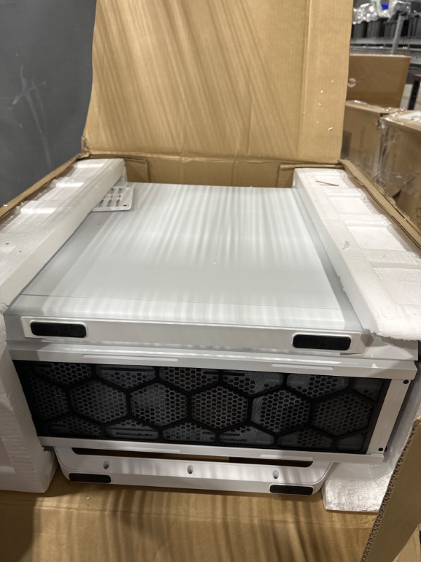 Photo 1 of be quiet! Silent Base 802 Window ATX Midi Tower PC Case| 3 Pre-Installed Pure Wings 2 Fans | Sound Insulated | Tempered Glass Window | White BGW40 Fans