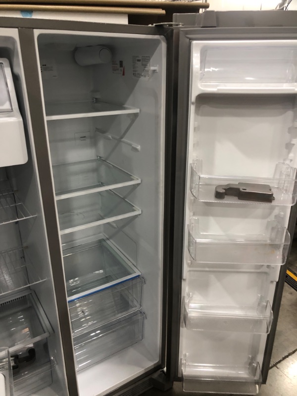 Photo 5 of GE 36" Stainless Steel Side by Side Refrigerator, Open Box, GSS25IYNXHFS
