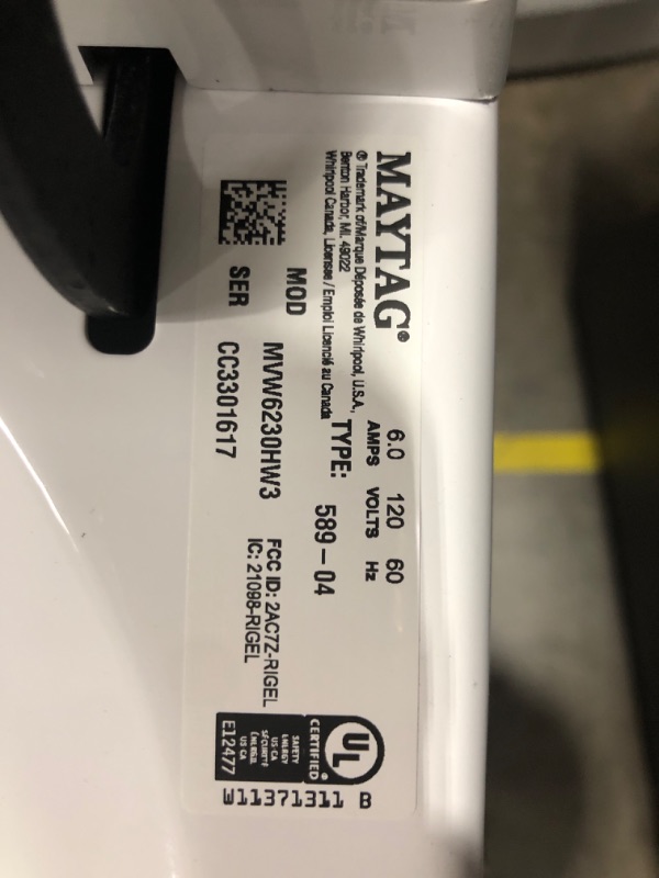 Photo 2 of Maytag Smart Capable 4.7-cu ft High Efficiency Agitator Smart Top-Load Washer (White)
