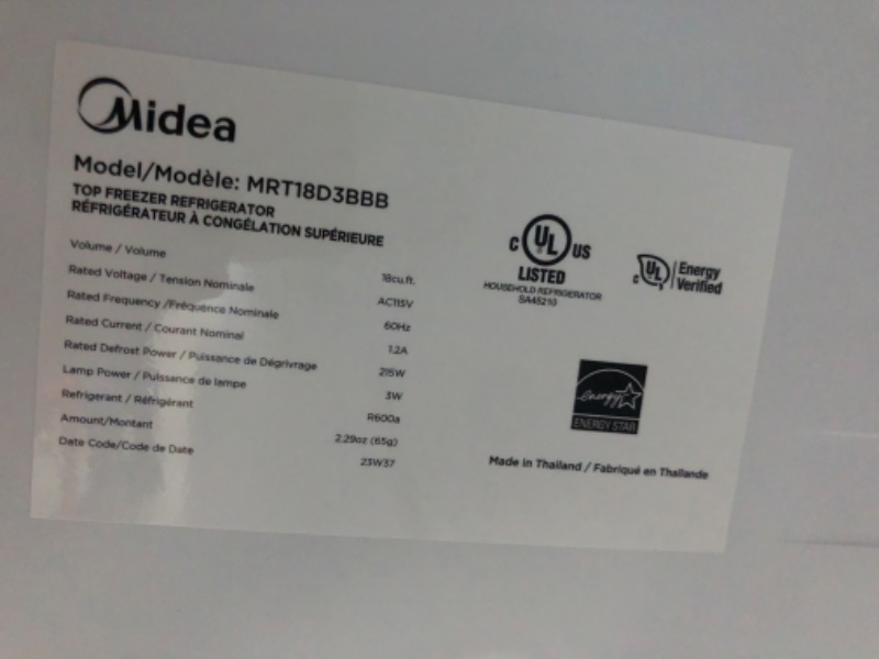 Photo 1 of Midea 18.1-cu ft Garage Ready Top-Freezer Refrigerator (Black) ENERGY STAR

