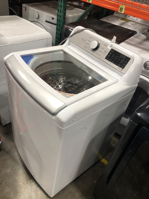 Photo 4 of LG TurboWash3D 5.5-cu ft High Efficiency Impeller Smart Top-Load Washer (White) ENERGY STAR
