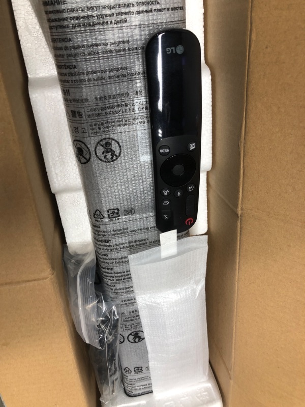 Photo 1 of LG SP2 2.1 Channel 100W Sound Bar with Built-in Subwoofer in Fabric Wrapped Design – Black