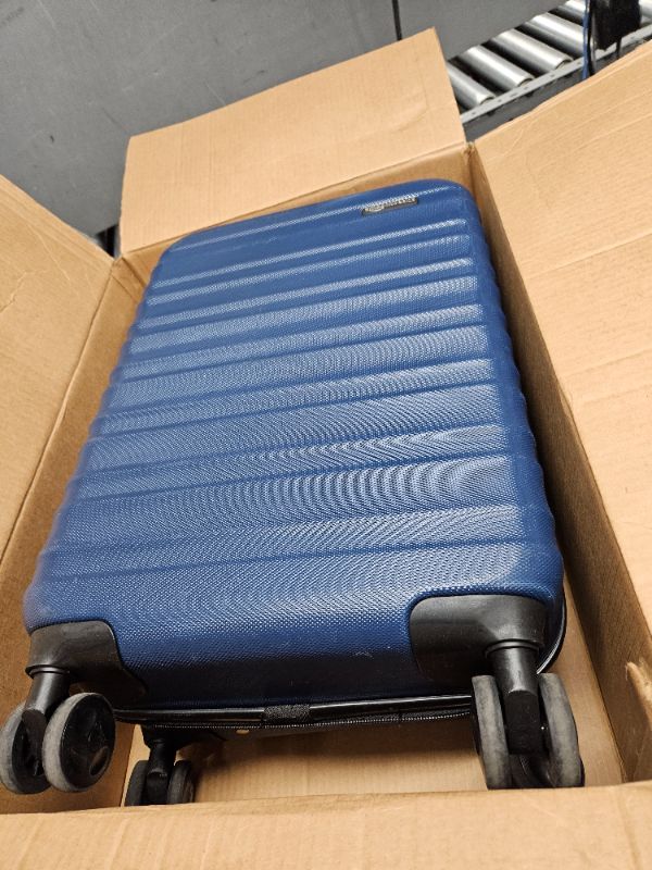 Photo 2 of (VISIBLY USED)  U.S. Traveler Boren Polycarbonate Hardside Rugged Travel Suitcase
