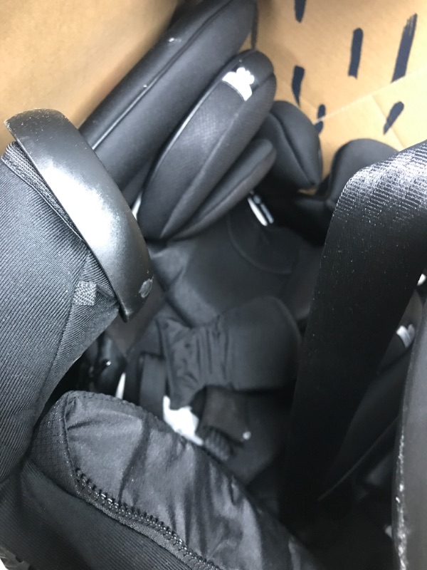 Photo 2 of Evenflo Gold Revolve360 Extend All-in-One Rotational Car Seat with SensorSafe (Onyx Black)