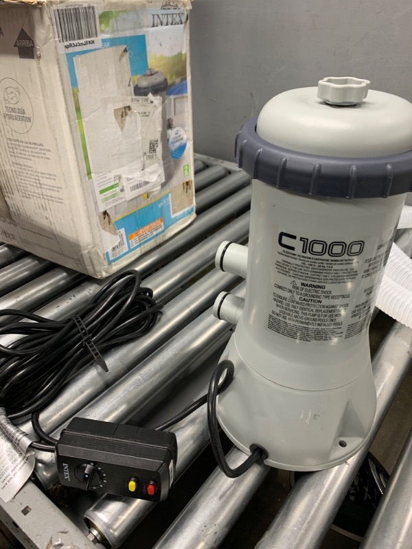 Photo 1 of Intex 1000 gph Intex Filter Pump for Above Ground Swimming Pools w/ GFCI