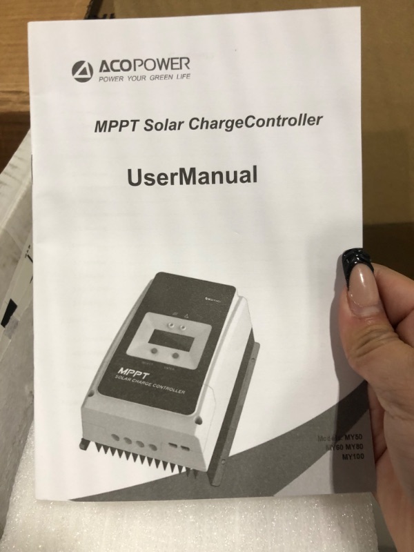 Photo 1 of Monocrystalline Solar Panels Kit with LCD Charge Controller/Mounting Brackets/Y Connectors/Solar Cables/Cable Entry housing (800W MPPT60A Kit), 8x100W (Pack of 1) 800W MPPT60A 0 Ah