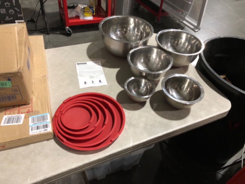 Photo 3 of ***HEAVILY USED AND SCRATCHED - SEE COMMENTS***
10 Pc Covered Stainless Steel and Silicone Mixing Bowl Set (Red)