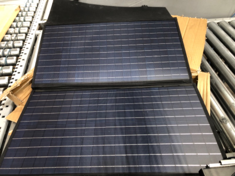 Photo 1 of ALLPOWERS 140W Portable Solar Panel Charger for Laptop Cellphone, Waterproof IP65 Foldable Solar Panel with MC- 4, DC, and USB Output, for Solar Generator, Power Bank, 12V Car Battery1025454267
