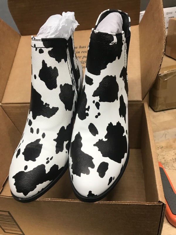 Photo 2 of * women's 7 *
GLOBALWIN Women's Pull On Ankle Boots The Western Cowboy Cowgirl Boots 7  Cow