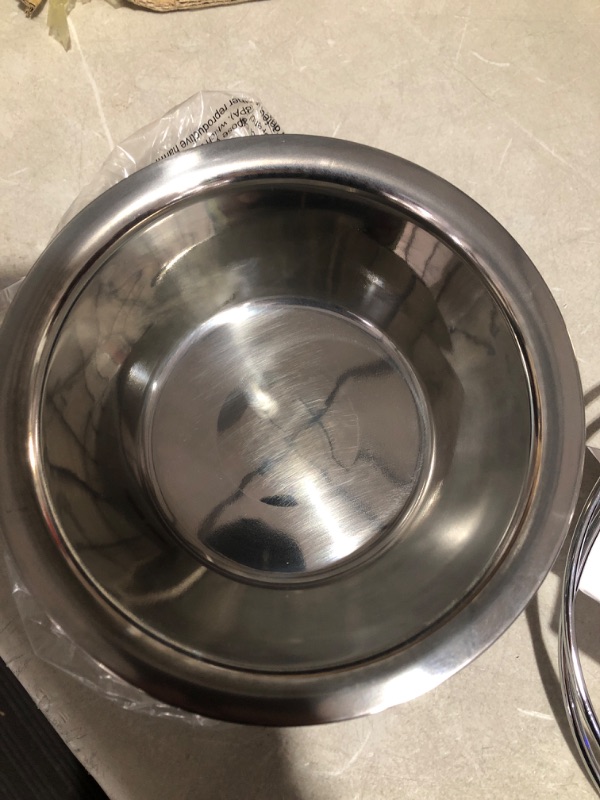 Photo 2 of * see all images * 
Stainless Steel Hanging Pet Bowls for Dogs and Cats- Cage, Kennel, and Crate Feeder Dish 