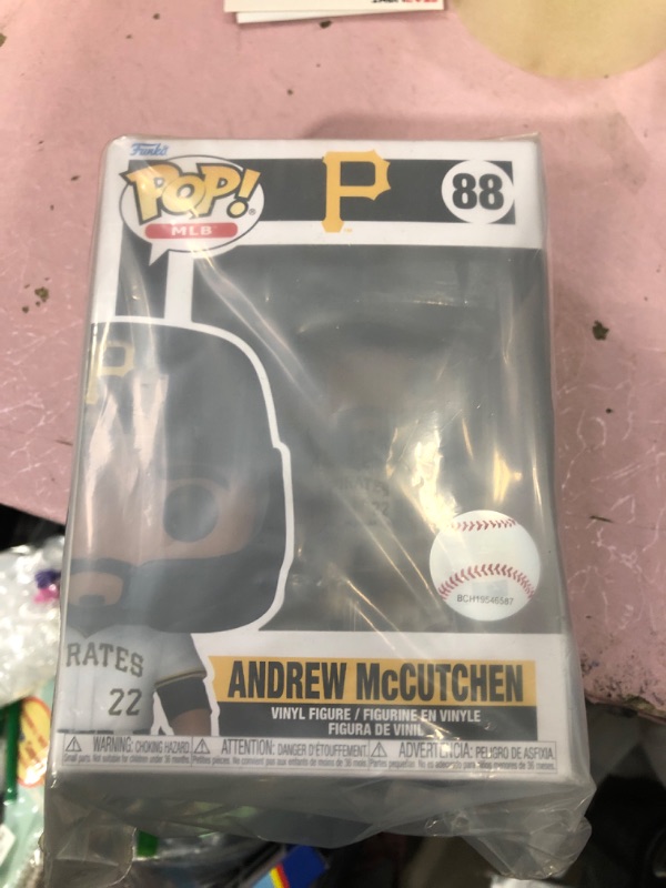 Photo 2 of Andre?w McCutchen: P?o?p?! Baseball Vinyl Figurine Bundle with 1 Compatible Graphic Protector (088-65788 - B)