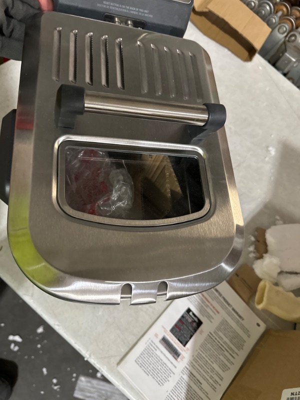 Photo 4 of ***PARTS ONLY READ NOTES***Breville BDF500XL Smart Fryer, Brushed Stainless Steel