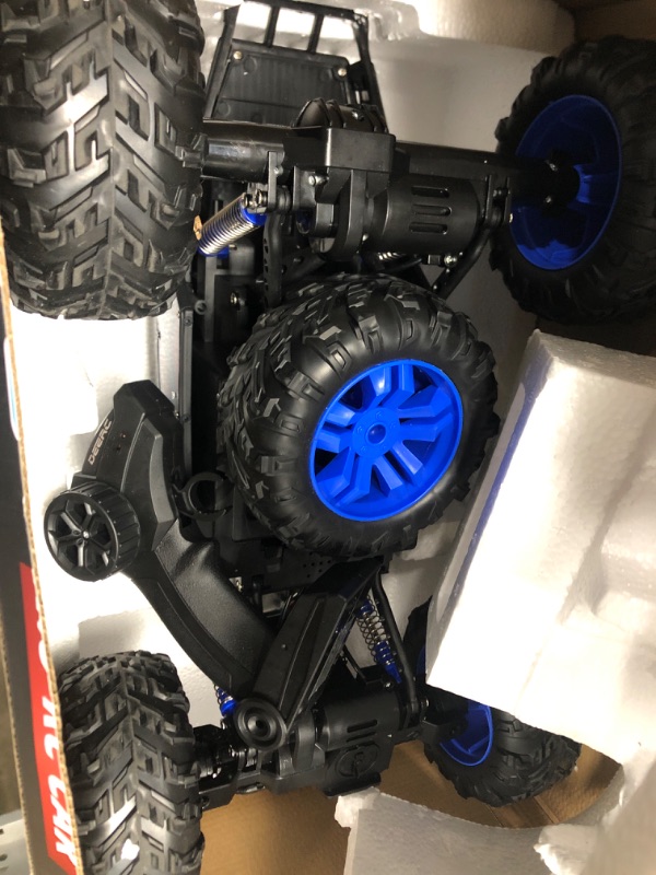 Photo 5 of DEERC DE60 Large 1:8 Scale Upgraded RC Cars Remote Control Car for Adults Boys,Off Road Monster Truck with Realistic Sound,2.4Ghz 4WD Rock Crawler Toy All Terrain Climbing,2 Batteries for 80 Min Play Classic Blue