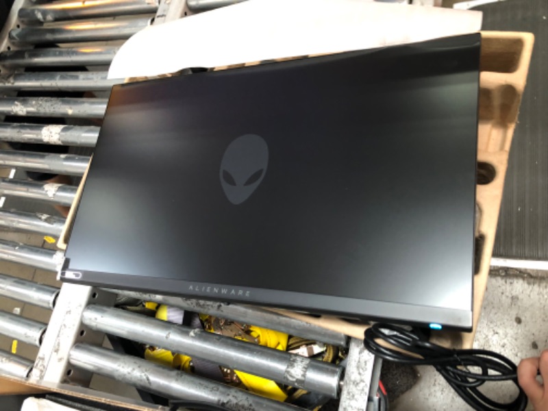 Photo 3 of Alienware AW2524H Gaming Monitor - 24.5-inch 500Hz 1ms IPS Anti-Glare Display, HDMI/DP/USB, Height/Tilt/Swivel/Pivot Adjustable, Dell Services - Dark Side of The Moon