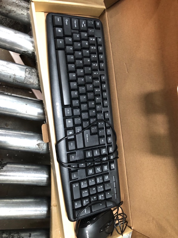 Photo 1 of Slimline Corded USB Keyboard & Mouse - Verbatim 99202