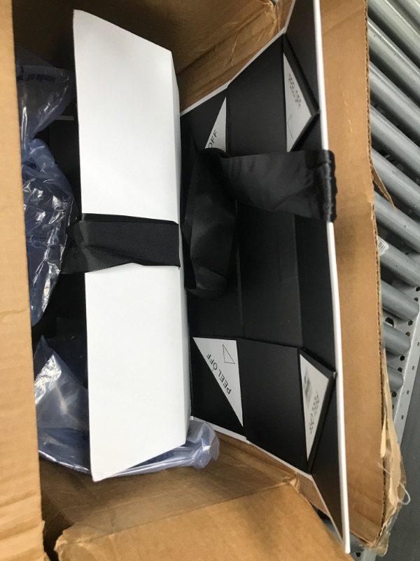 Photo 1 of JILLSON & ROBERTS 2-Count Wine & Bottle Gift Boxes Ribbon-Tie 2-Count Multi
