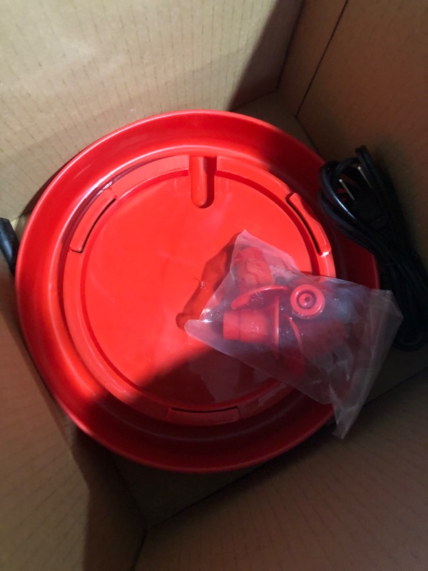 Photo 3 of ***USED - UNABLE TO TEST***
Heated Chicken or Bird Waterer - API - Heated Poultry Waterer, 3 Gallon (Item No. HPW33)