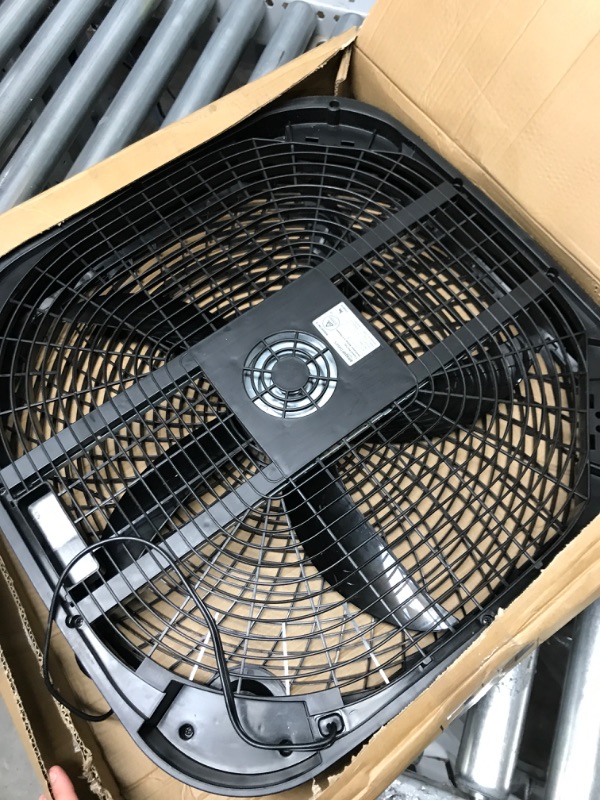 Photo 3 of Amazon Basics 3 Speed Box Fan, 20-Inch 20-inch Box Fan