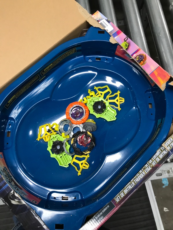 Photo 2 of Beyblade Burst QuadStrike Thunder Edge Battle Set, Battle Game Set with Beystadium, 2 Spinning Top Toys, and 2 Launchers for Ages 8 and Up