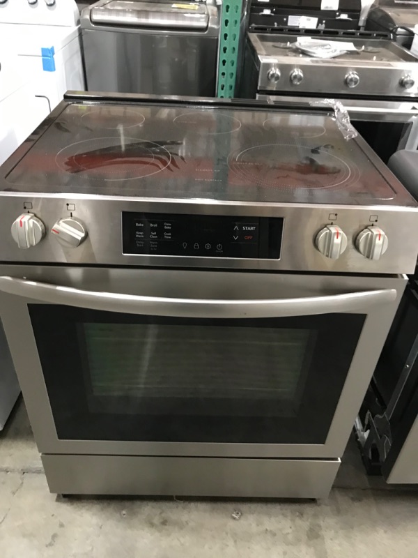 Photo 3 of Frigidaire 30-in Glass Top 5 Burners 5.3-cu ft Self-Cleaning Slide-in Electric Range (Fingerprint Resistant Stainless Steel)
