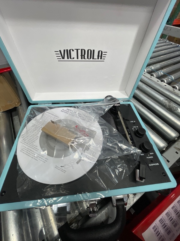 Photo 2 of ***USED - UNABLE TO TEST***
Victrola Vintage 3-Speed Bluetooth Portable Suitcase Record Player with Built-in Speakers Model Number: VSC-550BT-TQ
