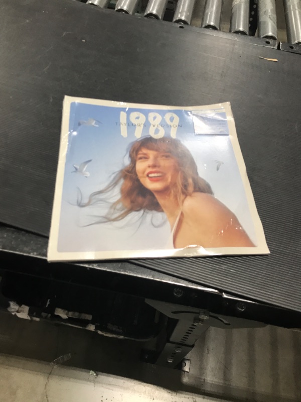 Photo 2 of 1989 (Taylor's Version)[2 LP]