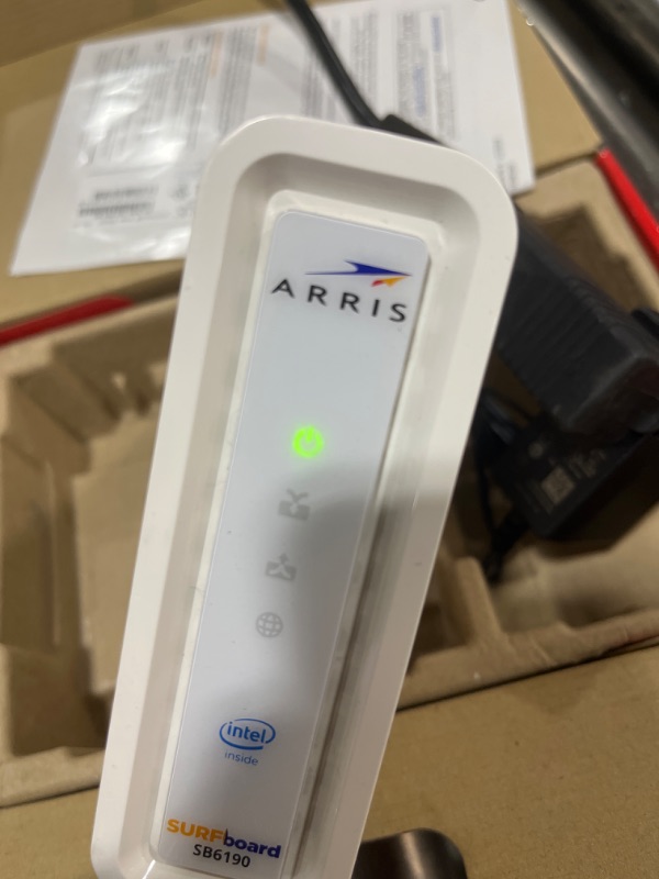 Photo 5 of ARRIS SURFboard SB8200 DOCSIS 3.1 Cable Modem , Approved for Comcast Xfinity, Cox, Charter Spectrum, & more , Two 1 Gbps Ports , 1 Gbps Max Internet Speeds , 4 OFDM Channels
