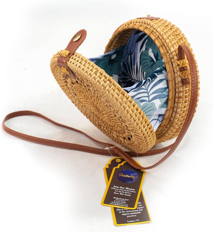 Photo 1 of Round Rattan Bag for Women Straw Bag Handwoven Beach Bohemian Shoulder Purse (Natural color, Large)