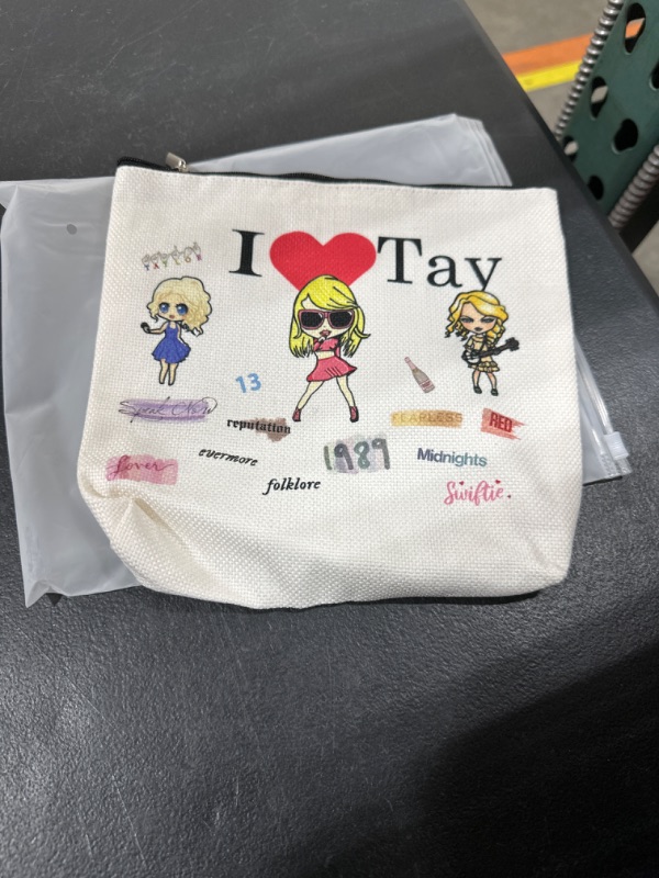 Photo 1 of MAKUP BAG. SWIFTY FAN 