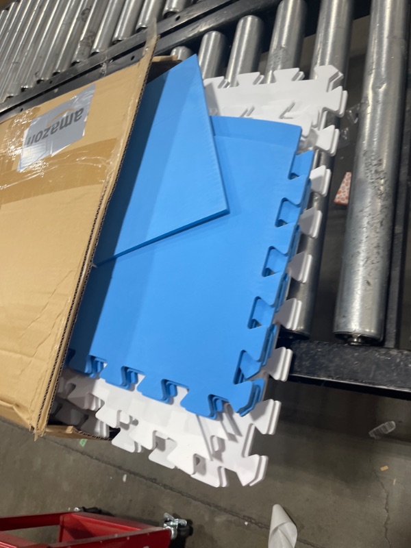 Photo 1 of Jutom 80 Inch Hot Tub Mat for Inflatable Tub Foam Hot Tub Pad Foundation Round Upgraded Thickened Flooring Protector Non Slip Pool Spa Pad Outdoor Game Camping mat(1/4" Thick)