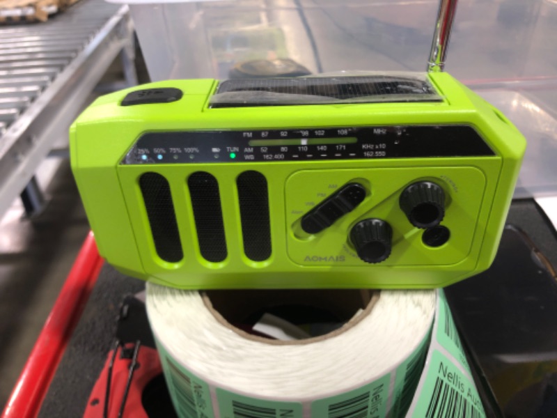 Photo 1 of (AS SHOWNS IN PHOTO ) Hand Crank Solar Emergency Radio, 3W LED Flashlight/Reading Lamp Weather Radio, NOAA/AM/FM Portable Radio Indoor and Outdoor, SOS Alarm