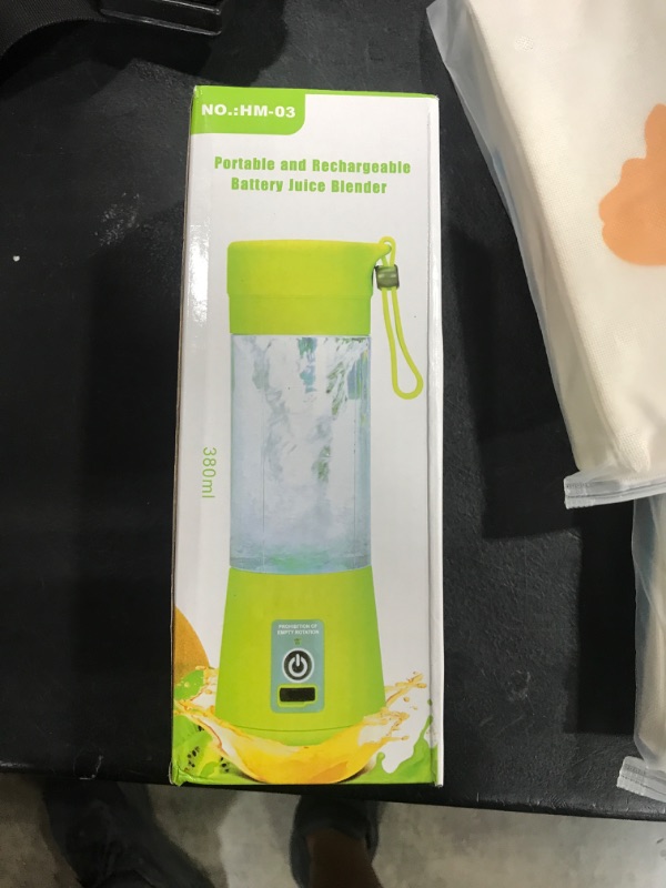 Photo 1 of Portable and rechargeable battery juice blender
