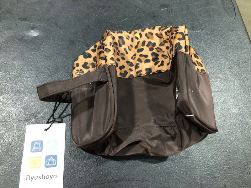 Photo 1 of Cute Cheetah Makeup Bag